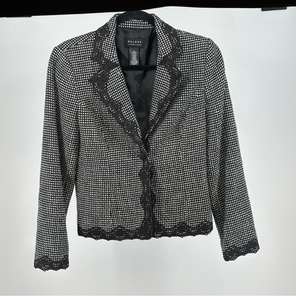 Black and‎ White Women's Jacket Size 8 Lace Details Liz Claiborne